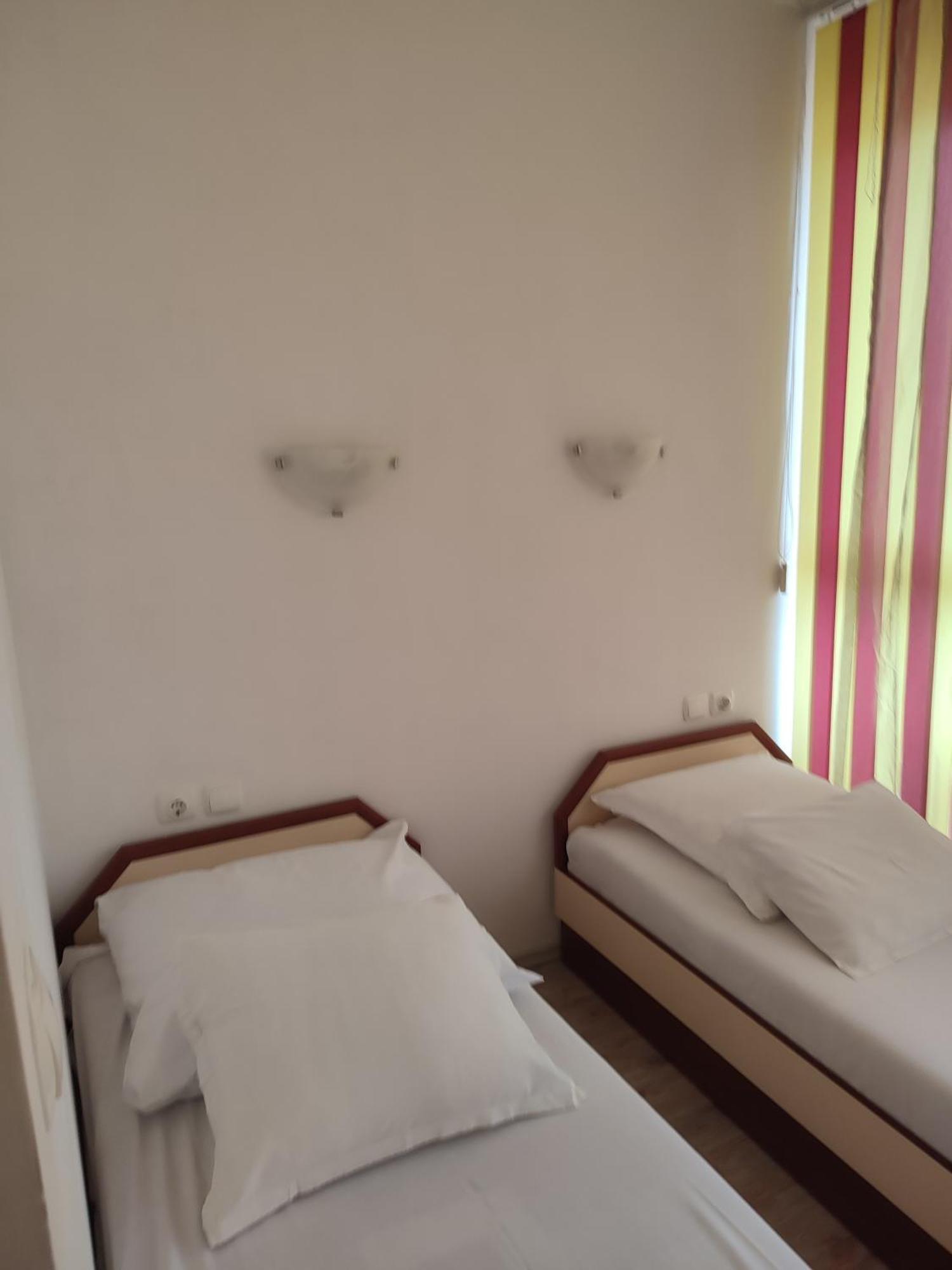 דירות פומורי Apartament Janet מראה חיצוני תמונה